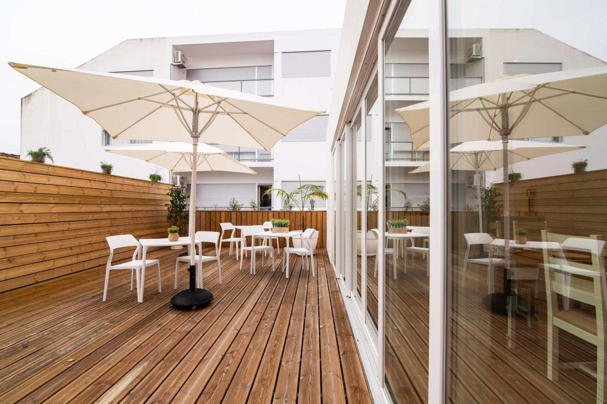 Azoriani City Hostel Ponta Delgada Luaran gambar